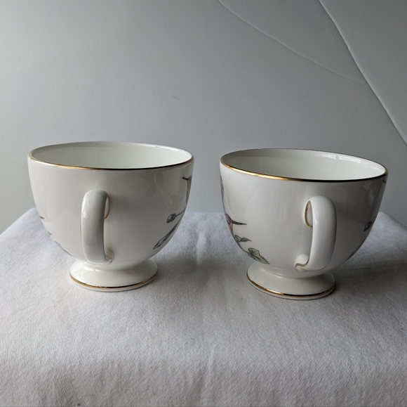 Wedgwood | Dining | Wedgwood Hummingbirds Bone China Leigh Shape Footed ...